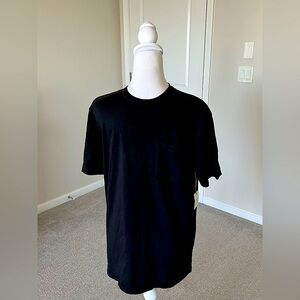 NWT AE77 Classic Black Short Sleeve T-shirt Size Small